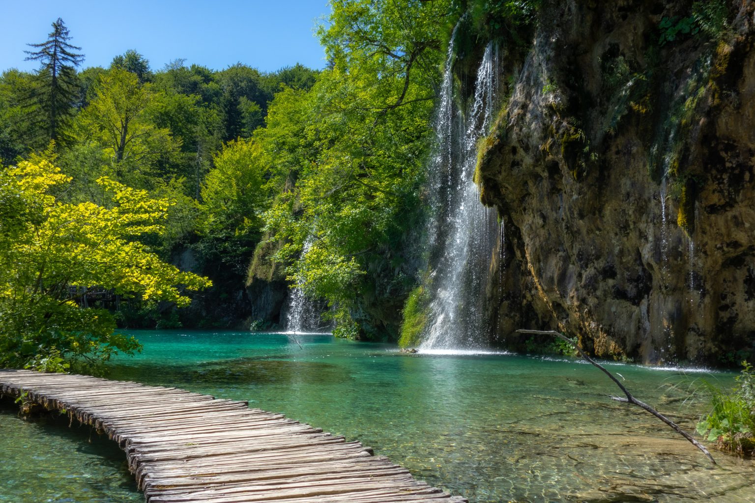 LIVE See Plitvice lakes on livecam! | The Plitvice Times